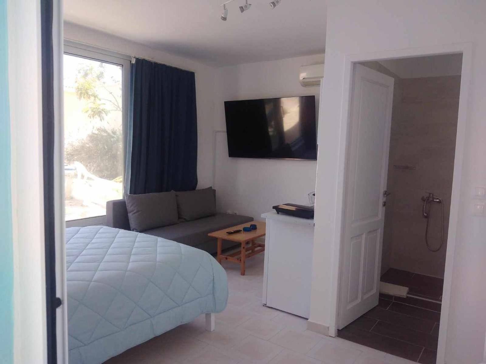 Blue Dolphin Studios And Apartment Vagia  Exteriér fotografie