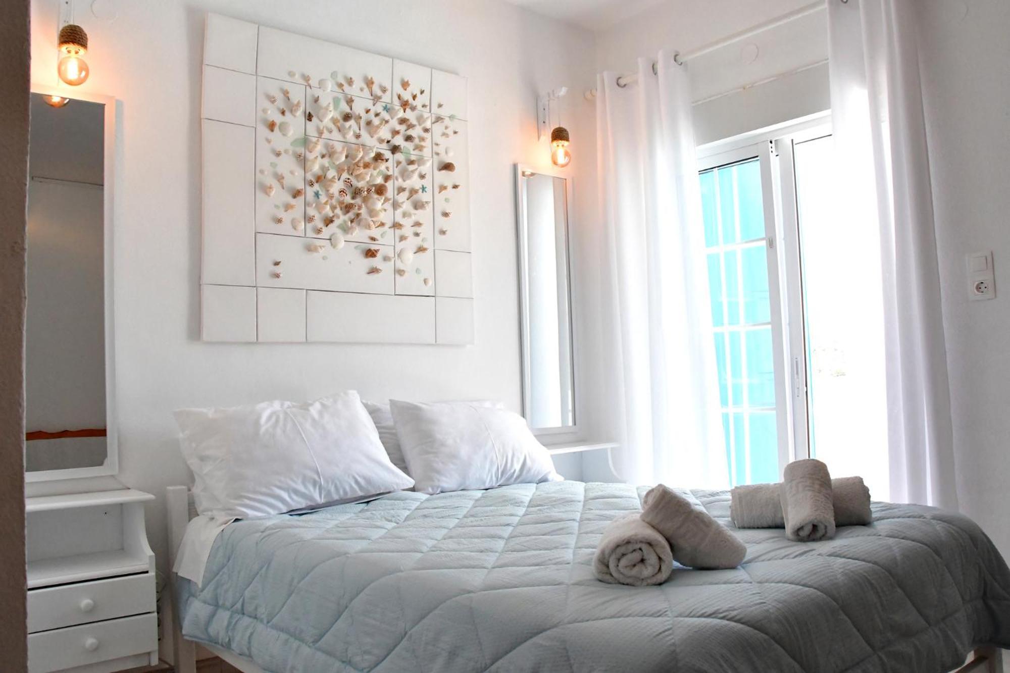 Blue Dolphin Studios And Apartment Vagia  Exteriér fotografie