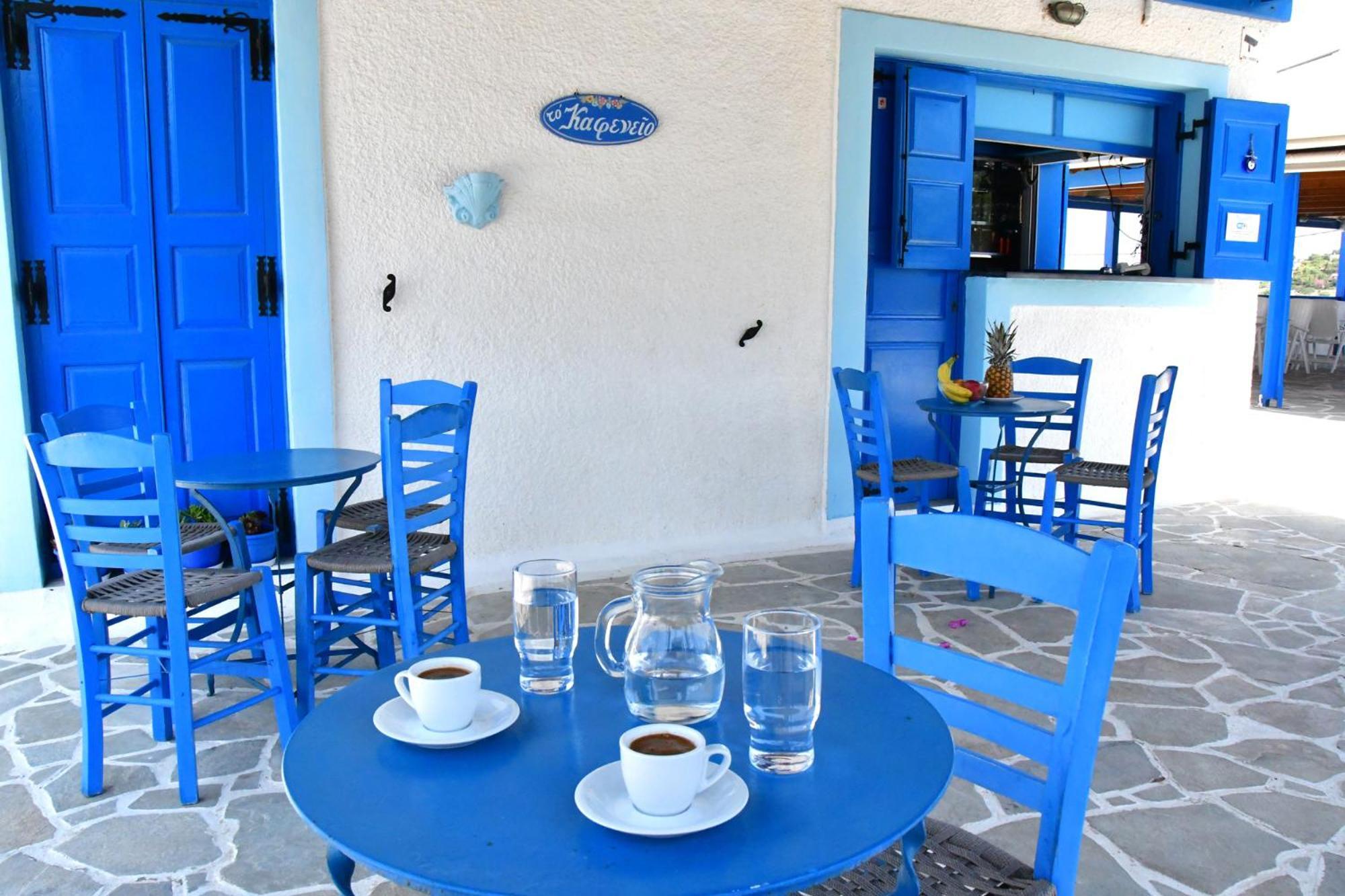 Blue Dolphin Studios And Apartment Vagia  Exteriér fotografie