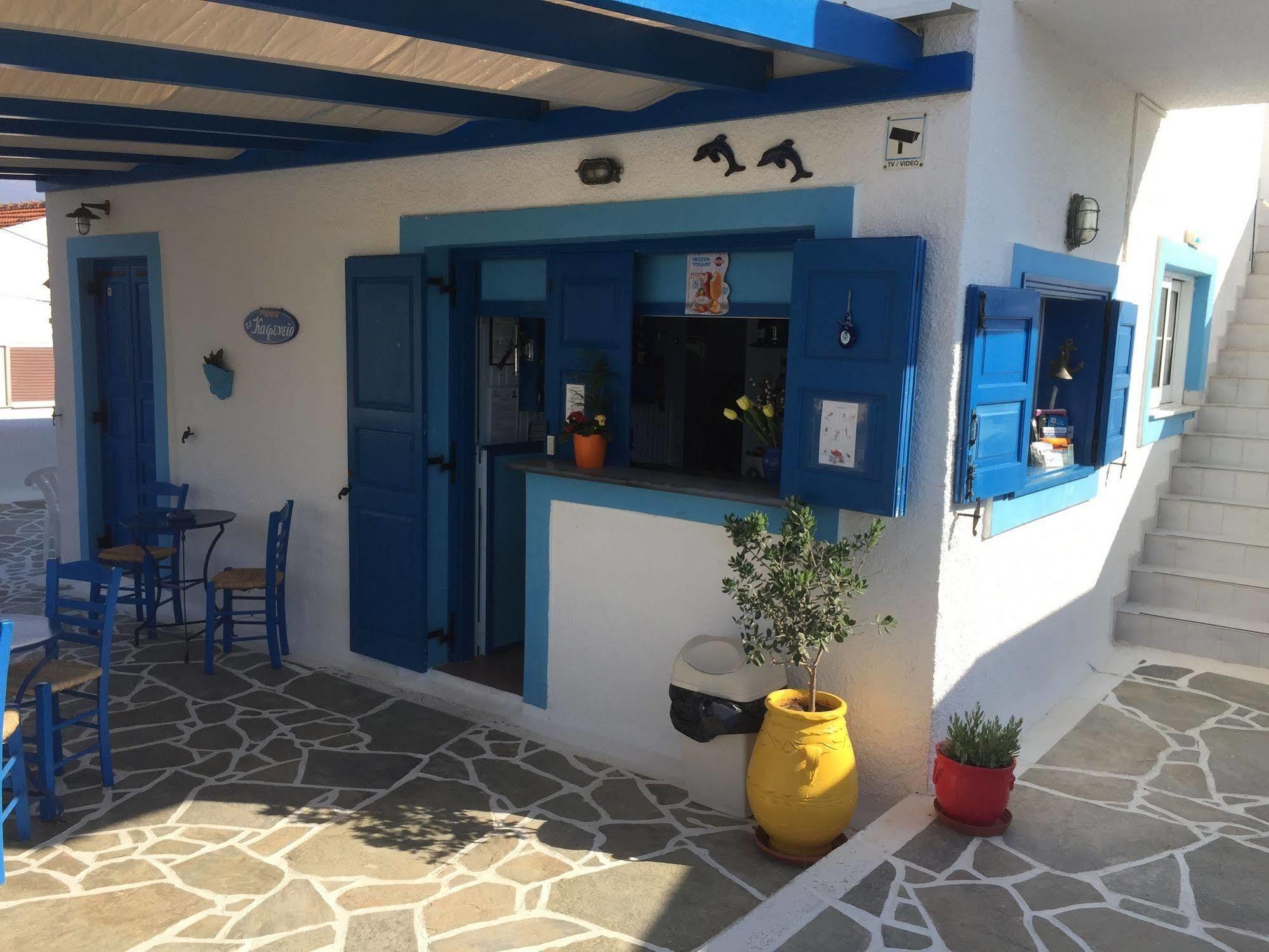 Blue Dolphin Studios And Apartment Vagia  Exteriér fotografie